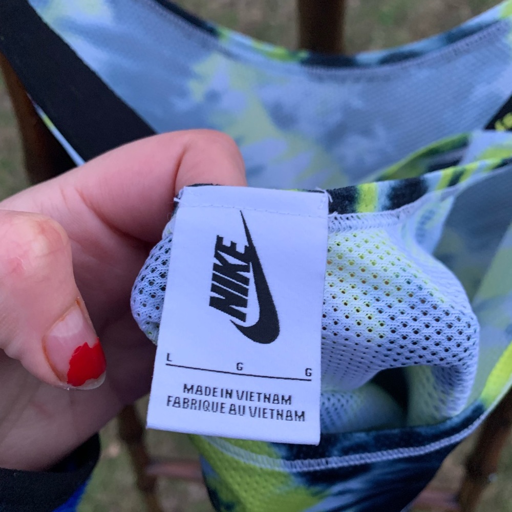 Off White Collab with Nike Tie Dye Tank Size Large - Picture 5 of 5